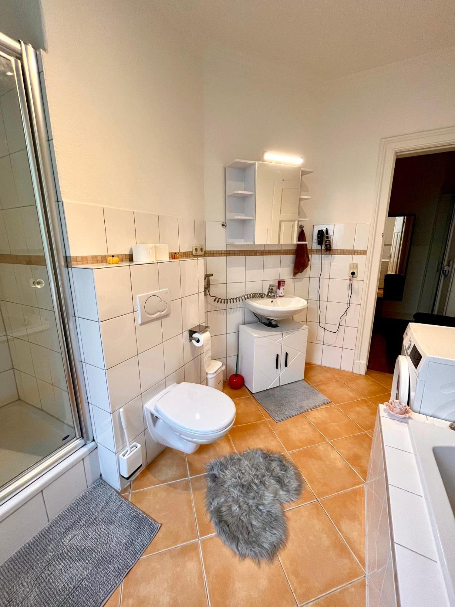 Doppelzimmer Mit Terrasse In Privatem Zuhause Lubeck Exterior photo