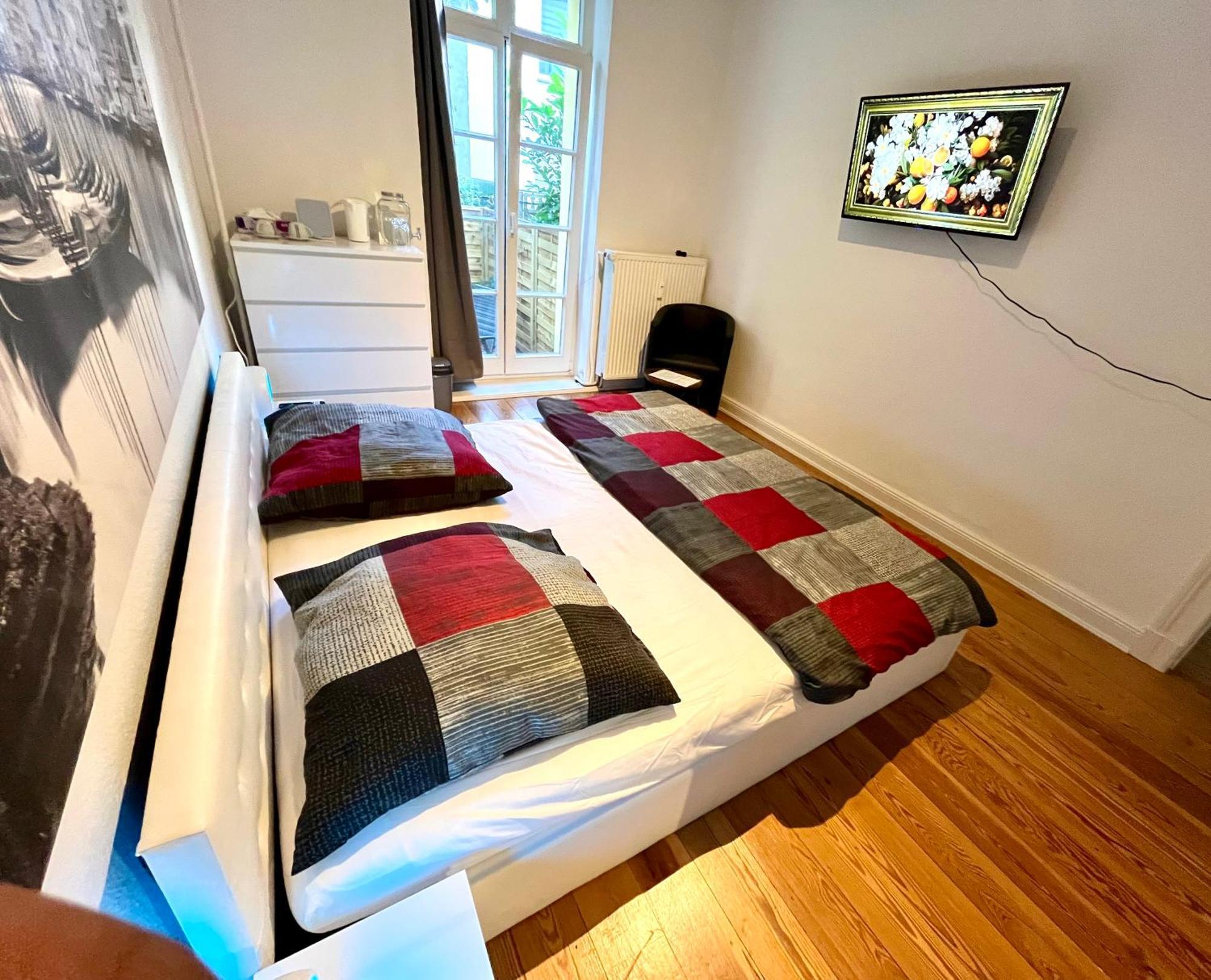 Doppelzimmer Mit Terrasse In Privatem Zuhause Lubeck Exterior photo